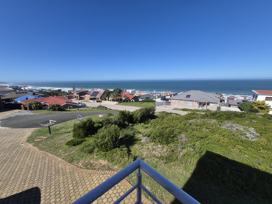 5 Bedroom Property for Sale in Dana Bay Western Cape